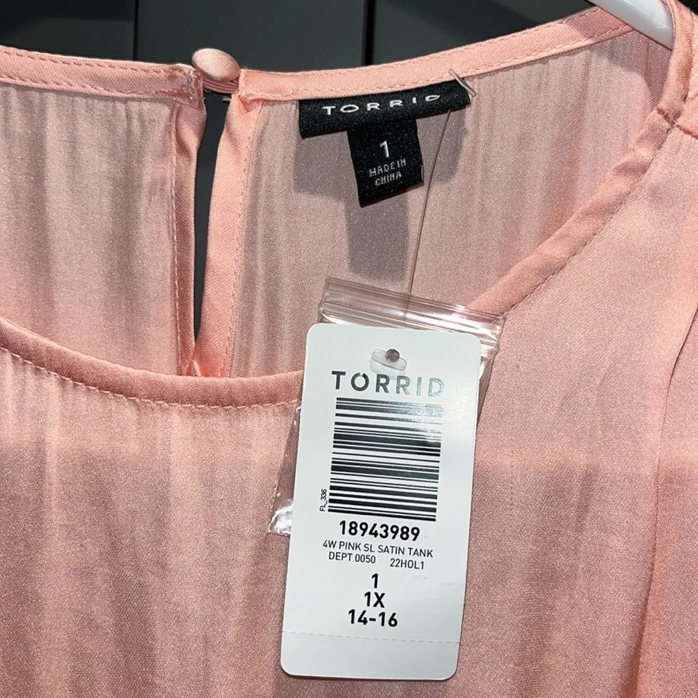 Torrid Satin Shell Top - Picture 6 of 7